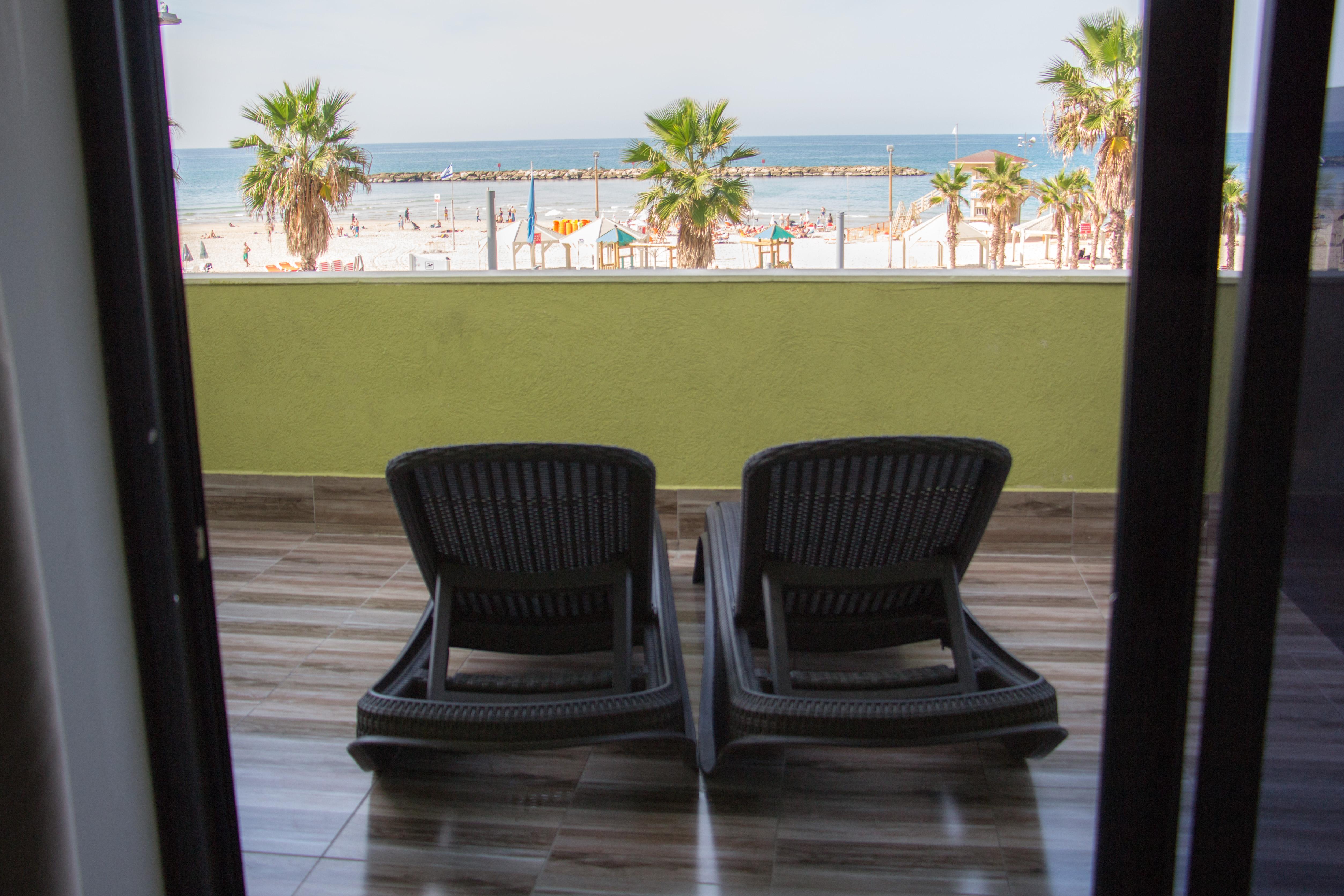 Golden Beach Hotel Tel Aviv Exterior photo